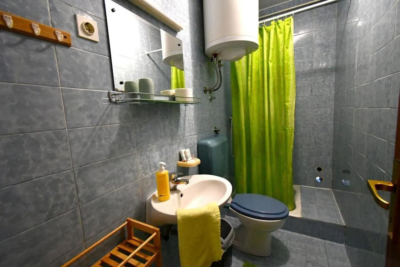 Guest house Room In Lopar With Terrace, Air Conditioning, Wifi 3719-3